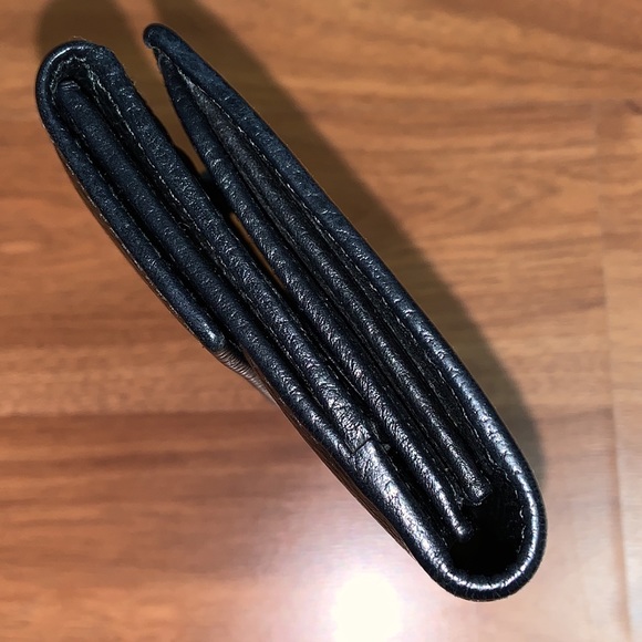 Authentic Gucci Leather Long Wallet - Picture 3 of 13